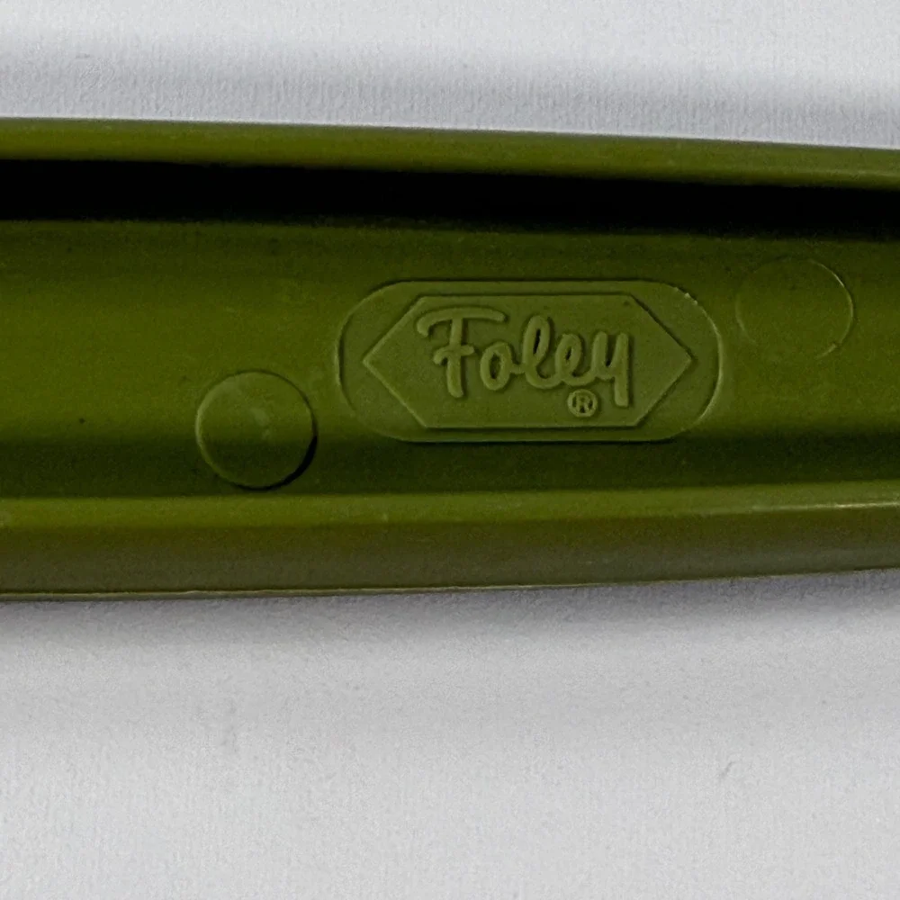 Foley avocado green
